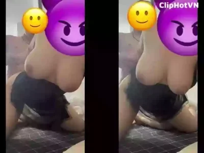 Check em hàng vú to cực ngon nghẻ