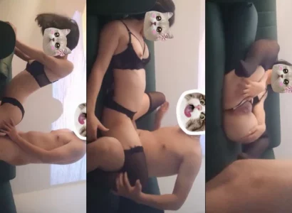 Vú non hồng đi cafe em banh bướm ra chờ anh chịch